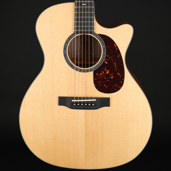 Sigma Crossroad Series SGMC-10E Grand OM Cutaway Electro Acoustic with Soft Shell Case