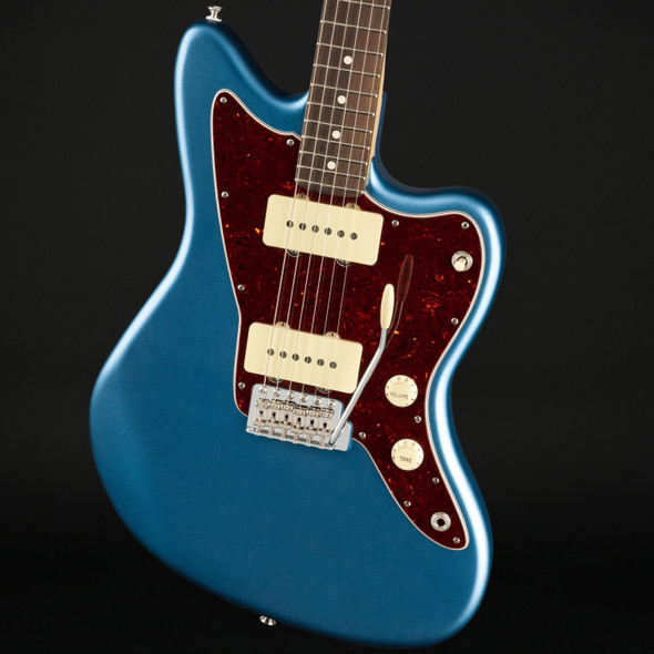 Fender American Performer Jazzmaster, Rosewood Fingerboard in Satin Lake Placid Blue with Gig Bag