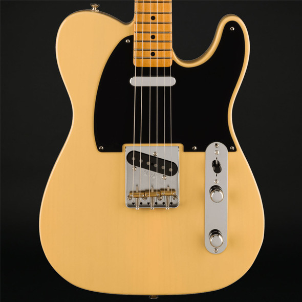 Fender Vintera II '50s Nocaster, Maple Fingerboard, Blackguard in Blonde with Gig Bag