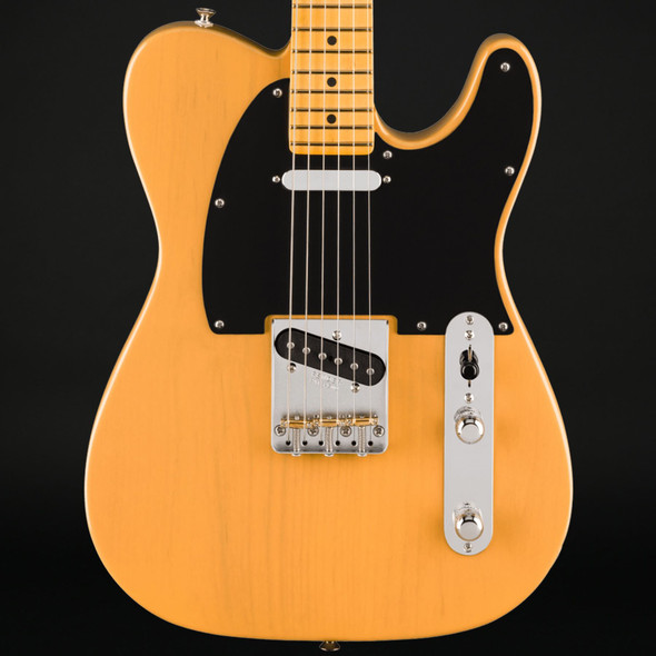 Fender American Professional Classic Telecaster, Maple Fingerboard in Butterscotch Blonde