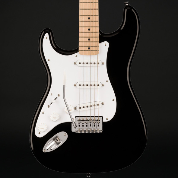 Squier Sonic Stratocaster Left-Handed, Maple Fingerboard, White Pickguard in Black