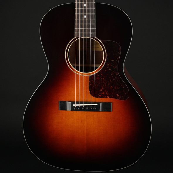 Eastman E1OOSS-DLX-SB Deluxe Electro Acoustic in Sunburst with Gig Bag #M2537337