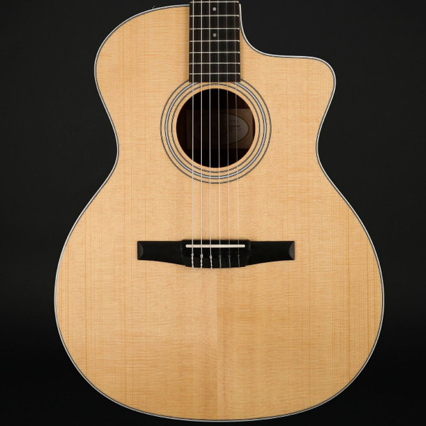 Taylor 214ce-N Nylon Classical Grand Auditorium Cutaway, ES-N with Hard Bag