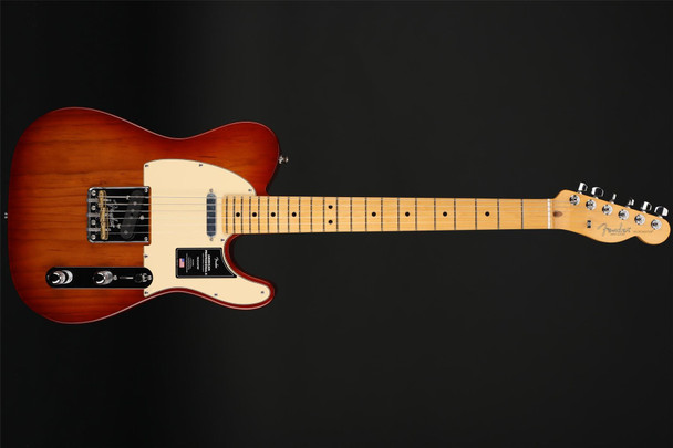 Fender American Professional II Telecaster, Maple Fingerboard in Sienna Sunburst #US210028108