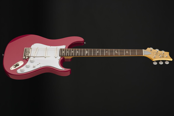 PRS SE Silver Sky in Dragon Fruit with Gig Bag