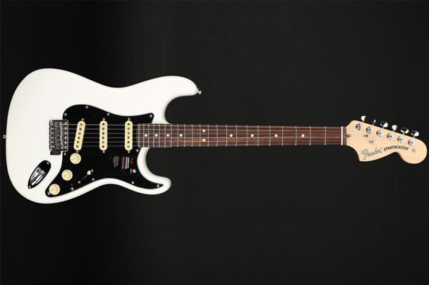Fender American Performer Stratocaster, Rosewood Fingerboard in Arctic White