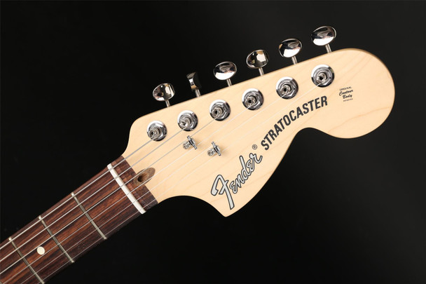 Fender American Performer Stratocaster, Rosewood Fingerboard in Arctic White