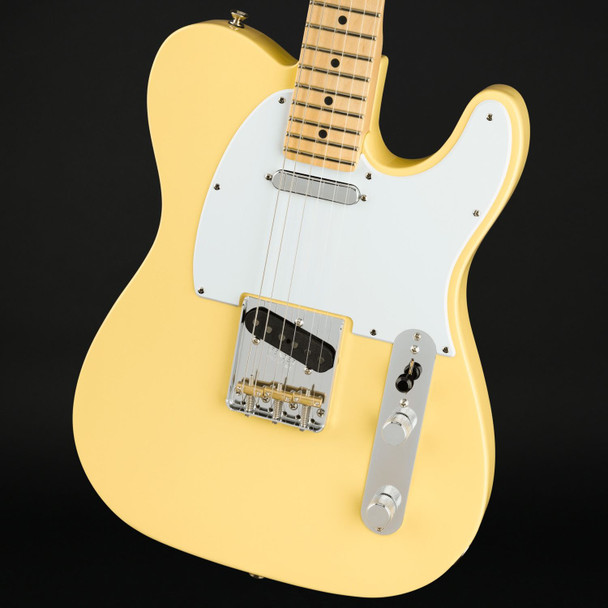 Fender American Performer Telecaster in Vintage White with Gig Bag