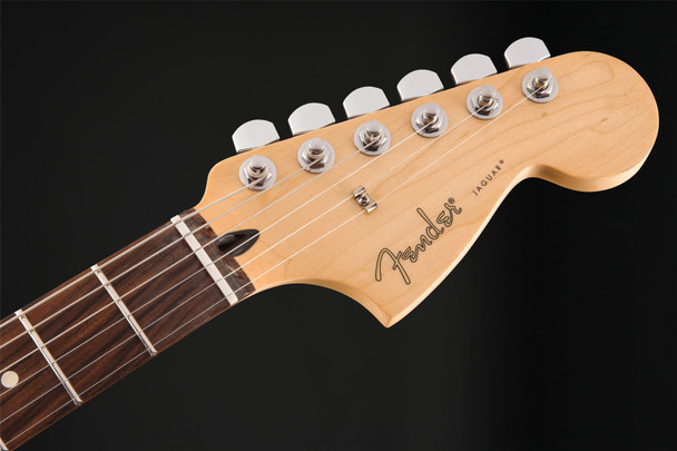 Fender Player Jaguar, Pau Ferro Fingerboard in 3 Color Sunburst