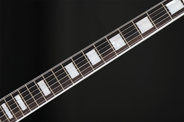 Epiphone 1963 Les Paul SG Custom With Maestro Vibrola in Classic White with Case