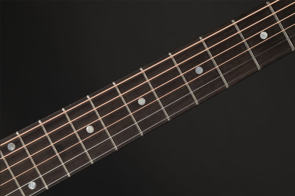 Eastman E2OM Deluxe Orchestra Electro Acoustic in Sunburst Truetone Gloss with Gig Bag #M2407290