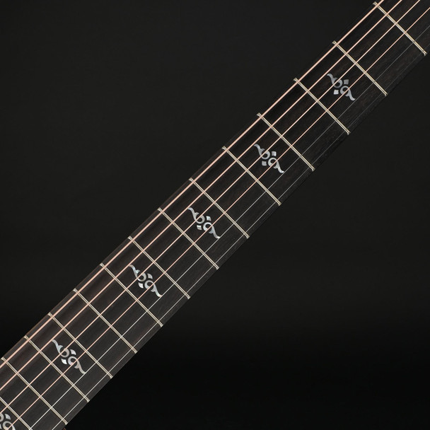 Taylor Gold Label 814e Super Auditorium Torrefied Sitka/Honduran Rosewood in Sunburst #1204115084
