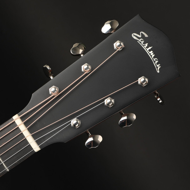 Eastman E6SS-TC Thermo-Cure Acoustic Guitar in Natural with Case #M2312927 Eastman E6SS-TC Thermo-Cure Acoustic Guitar in Natural with Case #M2312927
