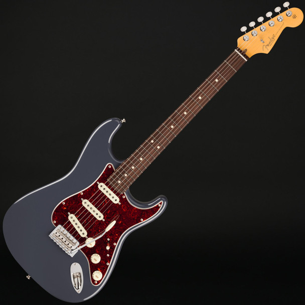 Fender American Professional Classic Stratocaster, Rosewood Fingerboard in Faded Black