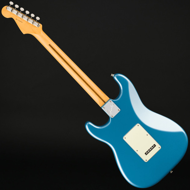 Fender American Professional Classic Stratocaster, Maple Fingerboard in Faded Lake Placid Blue