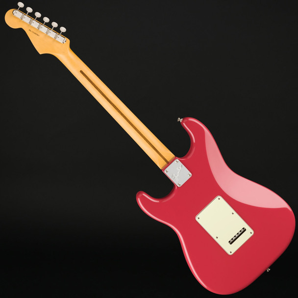 Fender American Professional Classic Stratocaster, Rosewood Fingerboard in Faded Dakota Red Fender American Professional Classic Stratocaster, Rosewood Fingerboard in Faded Dakota Red