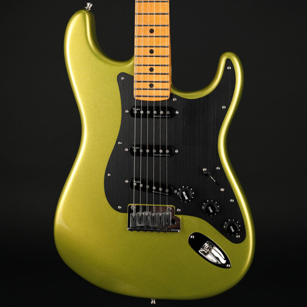 Fender American Ultra II Stratocaster SSS, Maple Fingerboard in Solar Flare with Case #US240028930 - As New