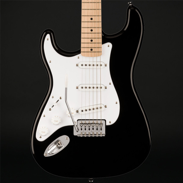 Squier Sonic Stratocaster Left-Handed, Maple Fingerboard, White Pickguard in Black
