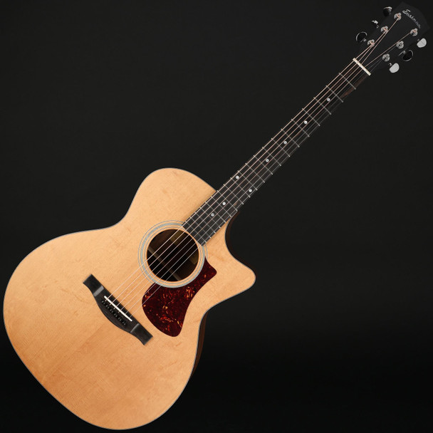 Eastman AC222CE Grand Auditorium Electro Acoustic in Natural with Gig Bag #M2528343