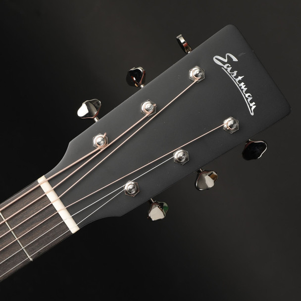 Eastman E2OM Deluxe Orchestra Electro Acoustic in Sunburst Truetone Gloss with Gig Bag #M2500681