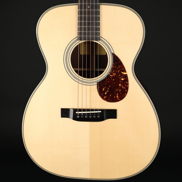 Eastman E20OM Adirondack/Rosewood in Natural with Case #M2129190