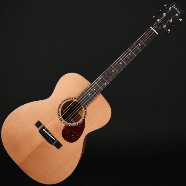 Eastman E2OM Orchestra Electro Acoustic in Natural with Gig Bag #M2529219
