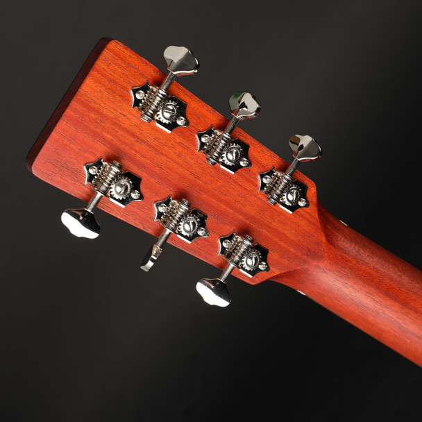 Eastman E2OM Orchestra Electro Acoustic in Natural with Gig Bag #M2529219