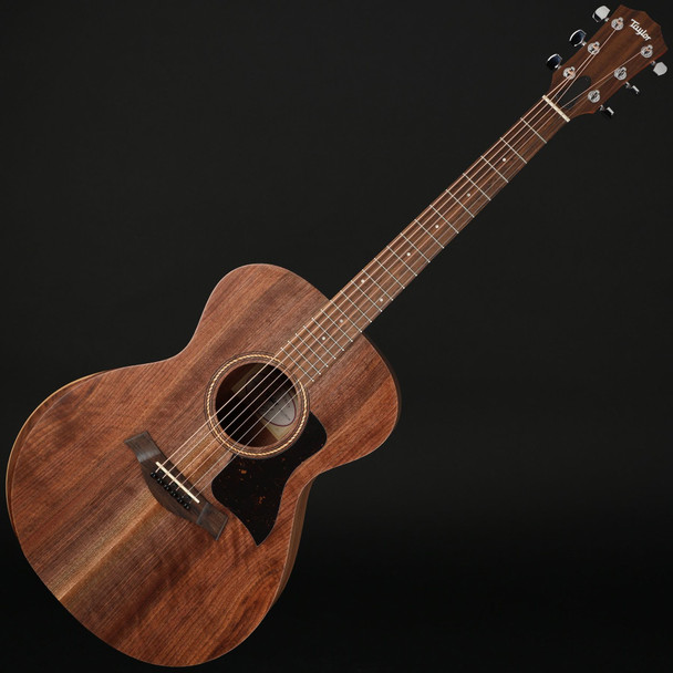 Taylor Academy 22e, Walnut Grand Concert Electro Acoustic with Gig Bag #2201136108