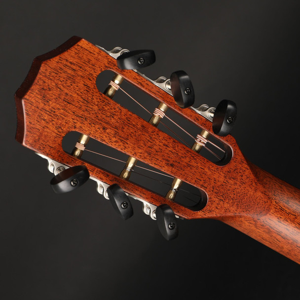 Taylor 812ce 12-Fret Cutaway V-Class, ES2 with Case #1211054022