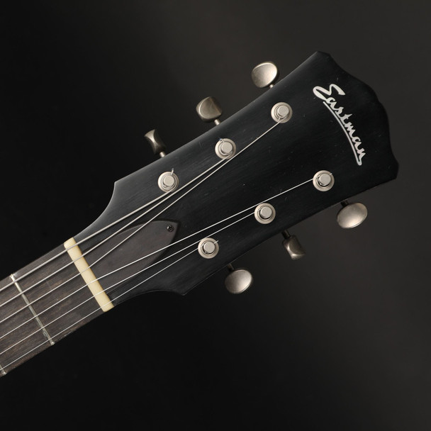 Eastman SB55V-SB, Lollar P-90 in Sunburst with Case #P2300404