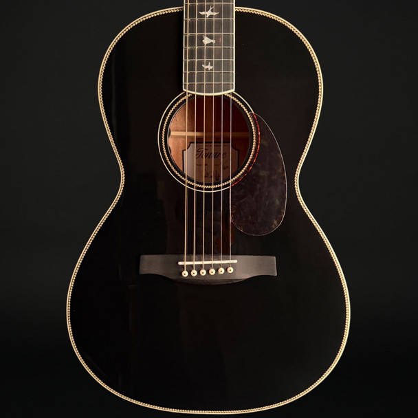 PRS SE P20E Parlor Electro Acoustic, Gloss Black Top, Doghair Back and Sides with Gig Bag