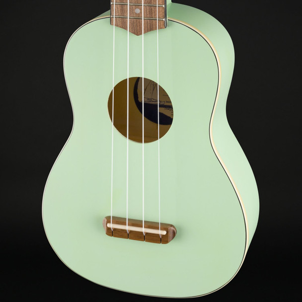Fender Venice Soprano Ukulele, Walnut Fingerboard in Surf Green