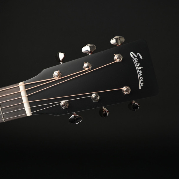 Eastman E1D-CLA Dreadnought Acoustic in Classic Truetone Satin with Gig Bag #M2609097