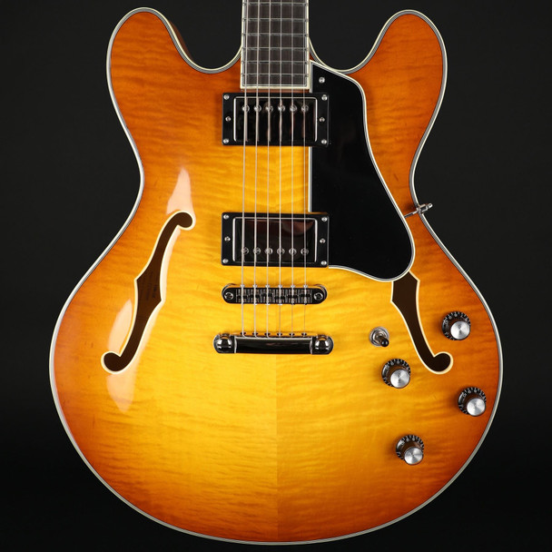 Eastman T486-GB 16" Thinline, Seymour Duncan Pickups in Goldburst with Case #P2500699