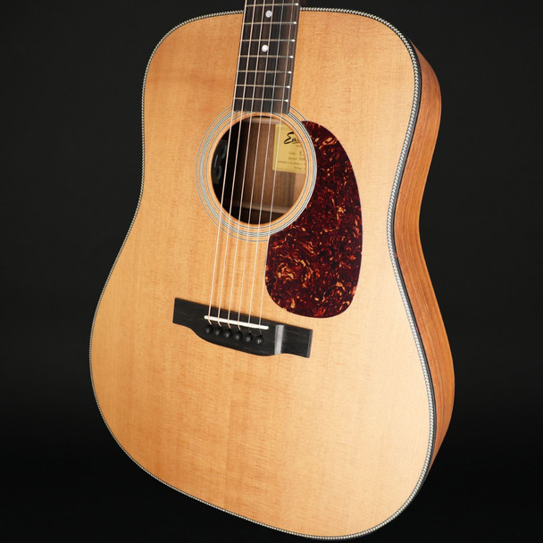 Eastman E3DE Dreadnought Electro Acoustic in Natural Truetone Satin with Gig Bag #M2612882