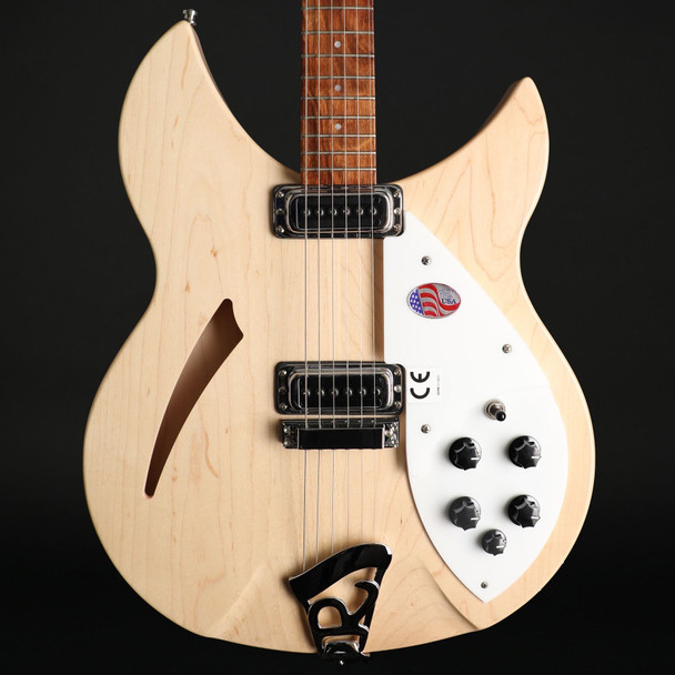 Rickenbacker 330/6 in Mapleglo with Case #2627759