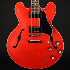 Gibson ES-335 in Satin Cherry #232020361