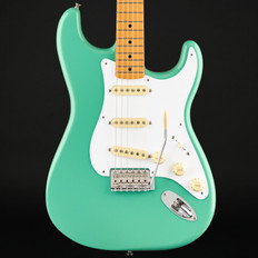 Fender Vintera 50s Stratocaster, Maple Fingerboard in Sea Foam Green