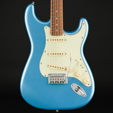 Fender Player Plus Stratocaster, Pau Ferro Fingerboard in Opal Spark