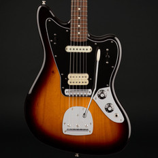 Fender Player Jaguar, Pau Ferro Fingerboard in 3 Color Sunburst