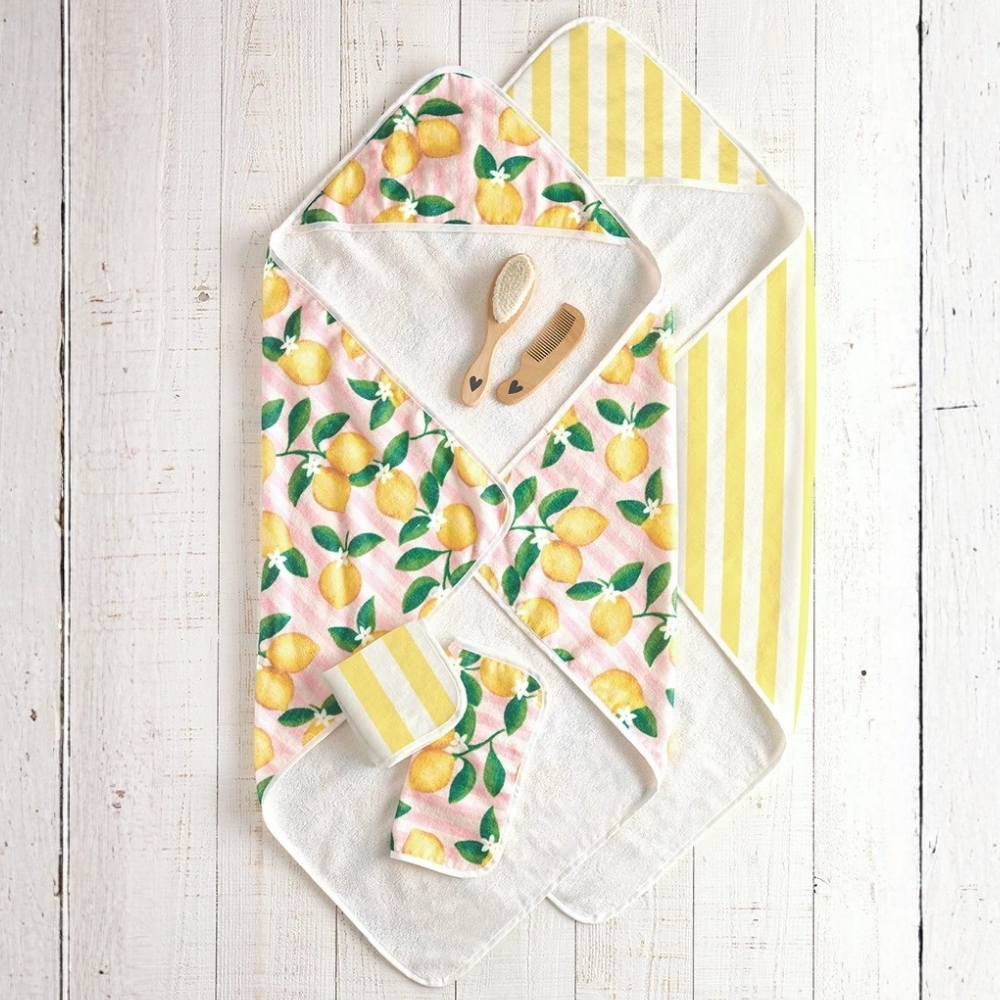 SHOP HOODED TOWELS