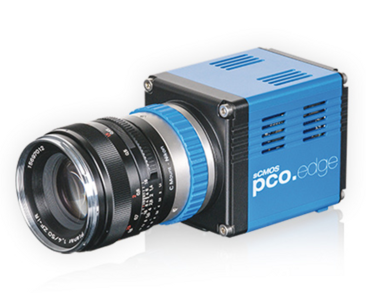 pco.edge 5.5 scientific CMOS camera