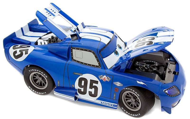 Disney Pixar Cars Artist Series Lightning McQueen MQGT