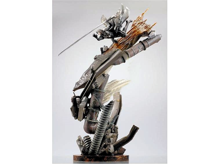 final fantasy 7 statue