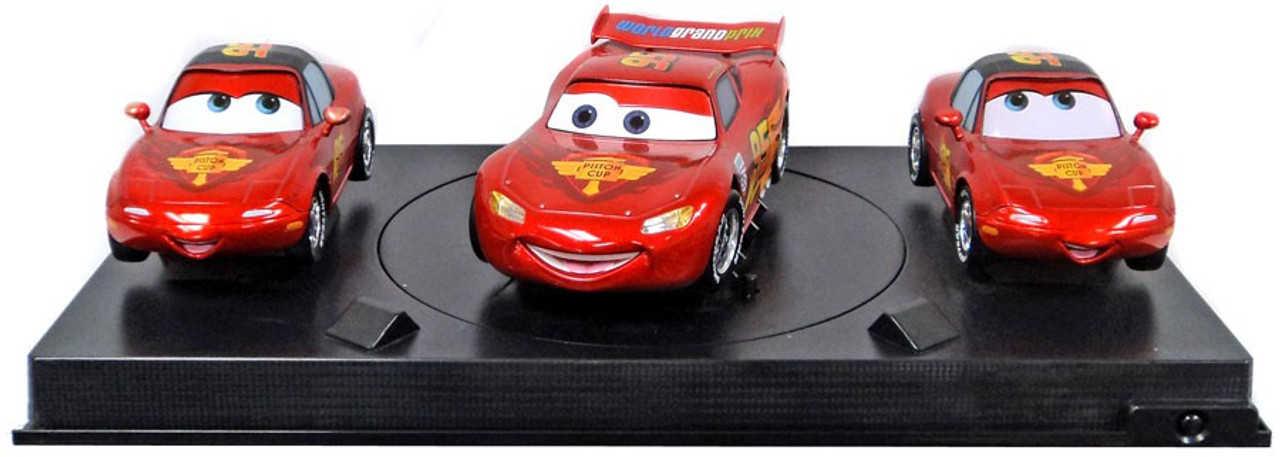 disney pixar cars 2 lightning mcqueen