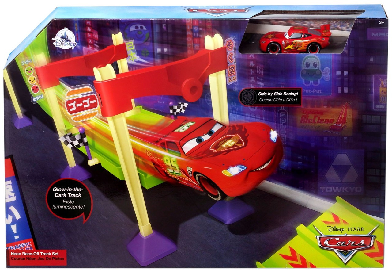 disney pixar cars thomasville racing speedway track set