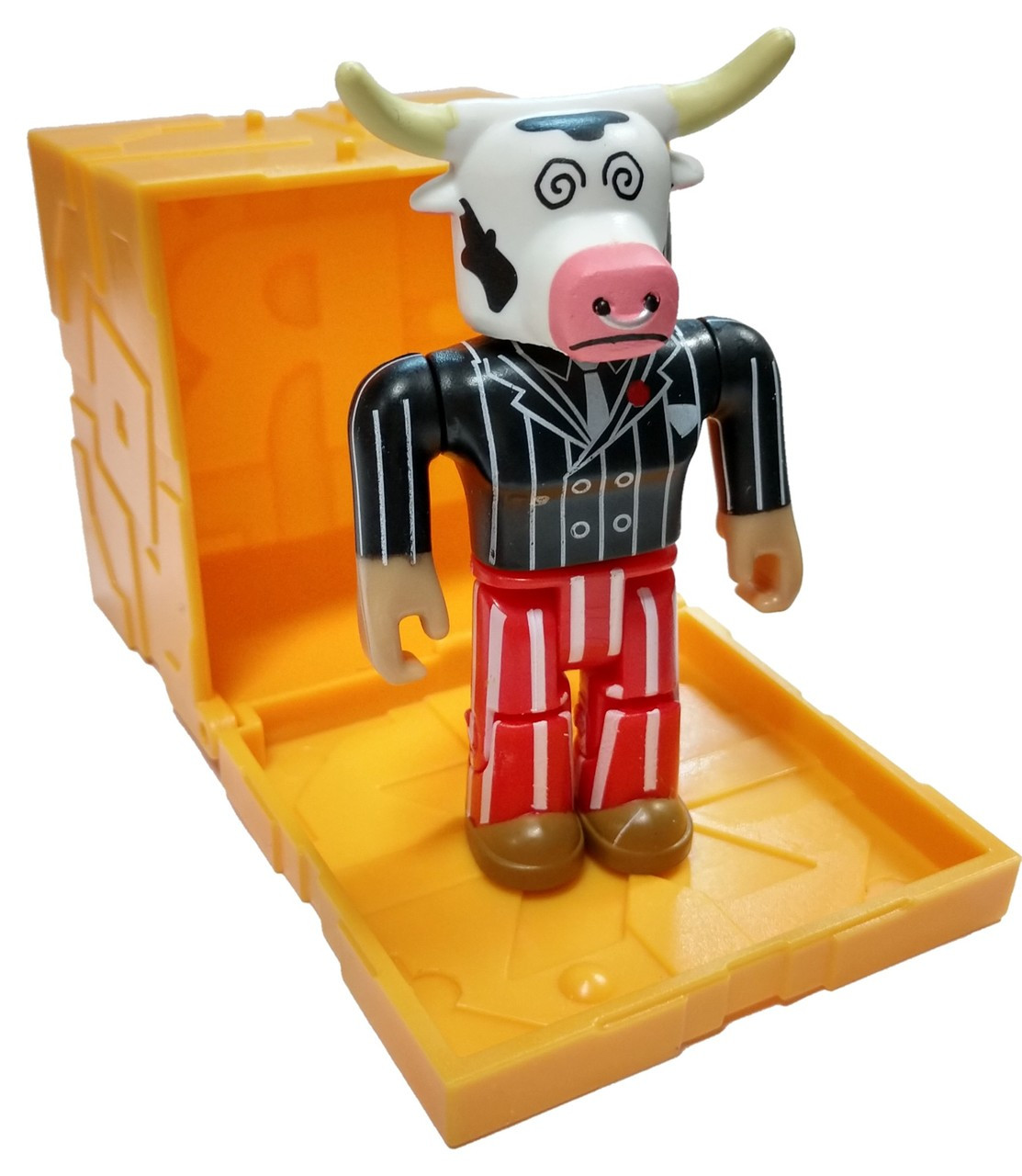 Roblox Series 5 Whosetrade 3 Mini Figure With Gold Cube And Online Code Loose Jazwares Toywiz - cow kirby roblox