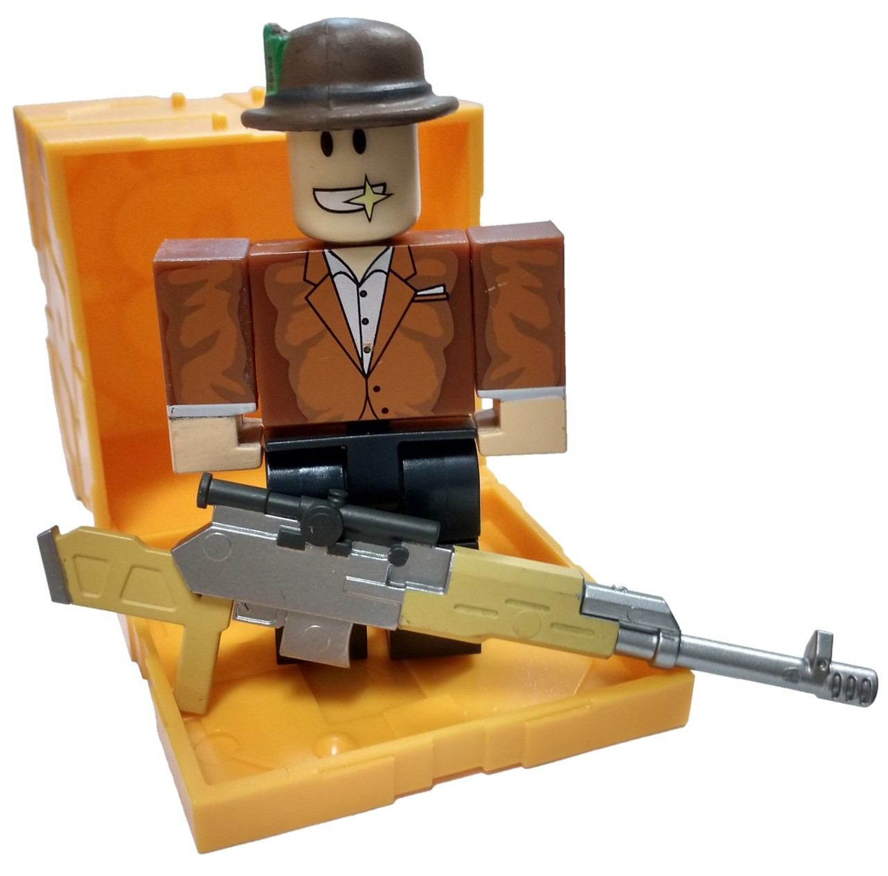 Roblox Series 5 Framed Agent Six 3 Mini Figure With Gold Cube And Online Code Loose Jazwares Toywiz - gold chain with gun roblox