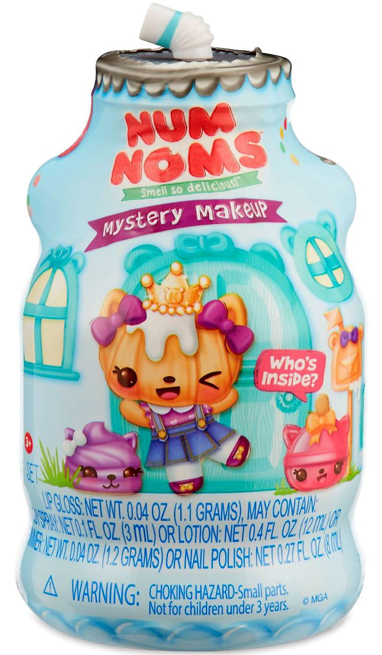 num noms bottle