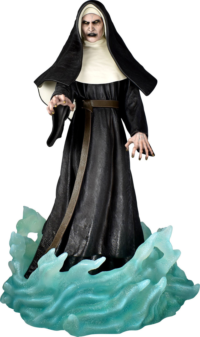 valak figure